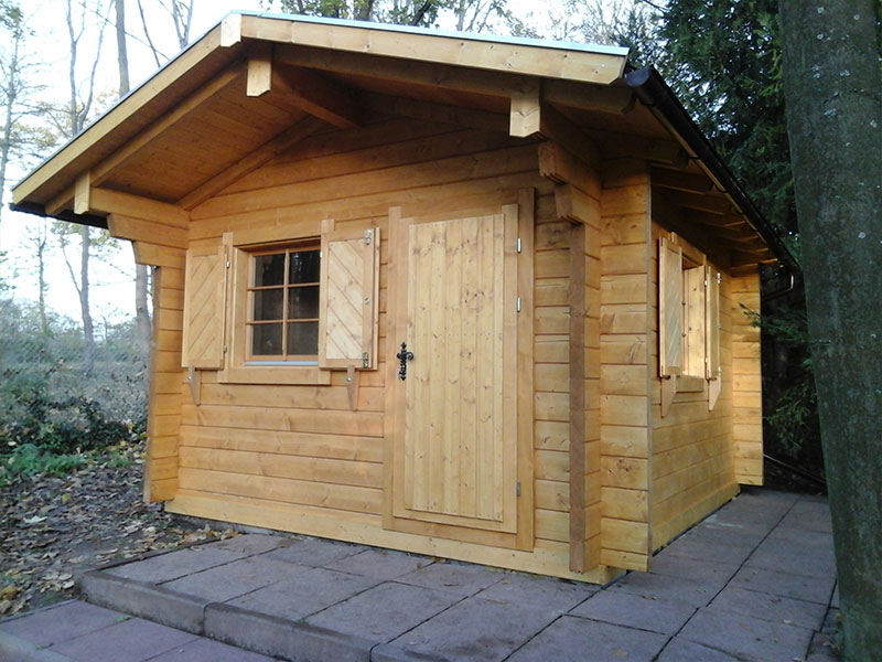 Blockhaus aus 84 mm Wanddicke für Massivholz- Liebhaber