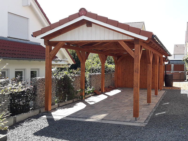 Carport mit Geräteraum