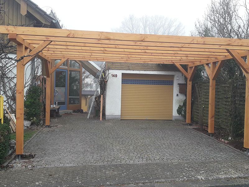 Carport aus Lärchenholz