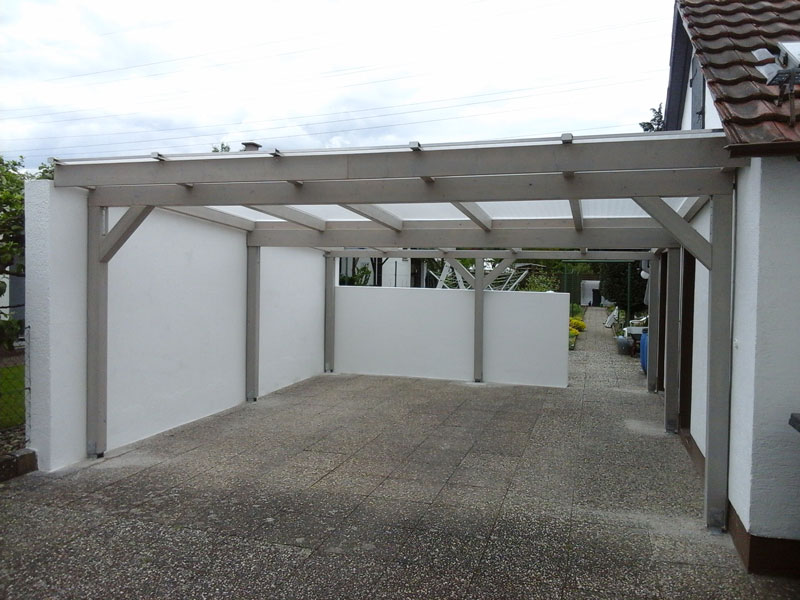 Doppelcarport mit Plexiglas-Doppelstegplatten